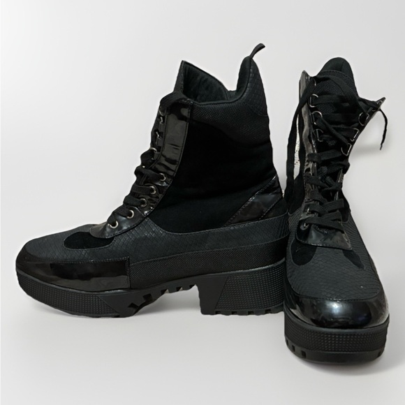 Commander platform booties from Fashion Nova women’s size 10 - Picture 1 of 15